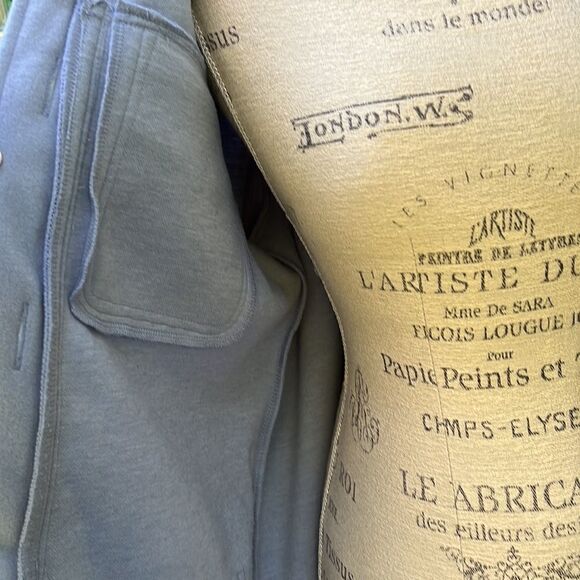 F and F,  WOMANS HEAVY OVERSHIRT/JACKET.  Size S - Picture 6 of 6